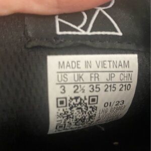 Adidas Nora. Only worn once.